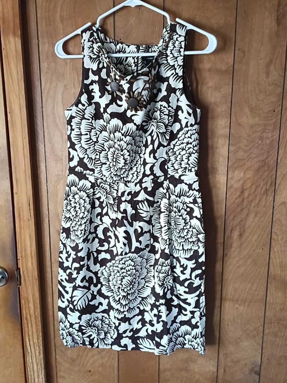 New Directions Petite Linen Blend Floral Sheath Dress Wood Bead Neckline 6P